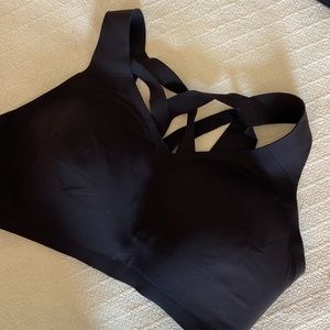 LULULEMON sports bar woven back